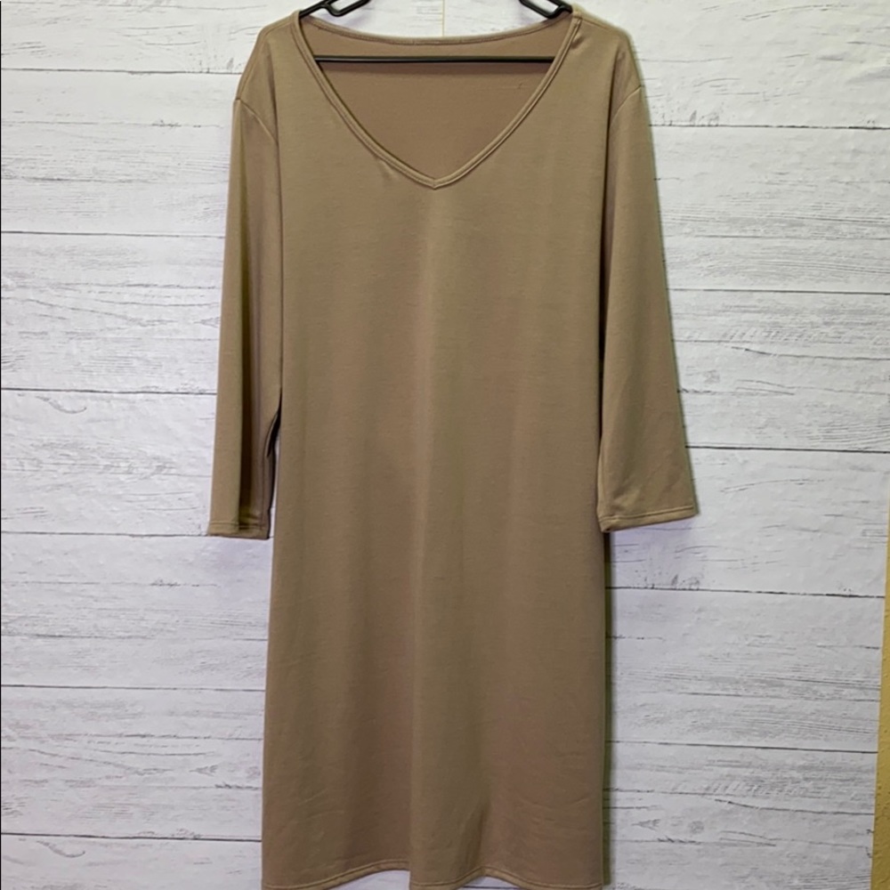 Women’s casual dress